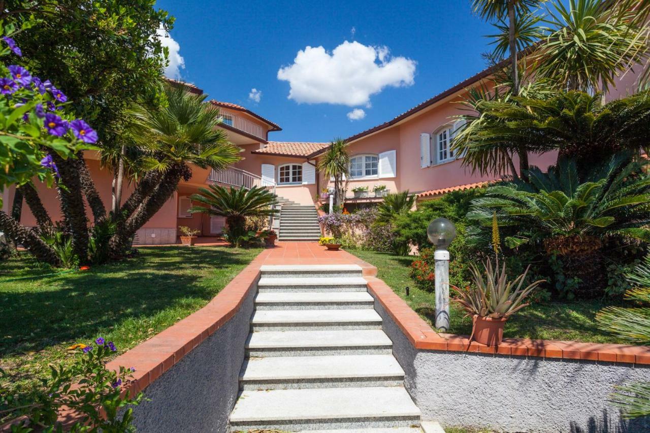 Tony Home Olbia Dış mekan fotoğraf